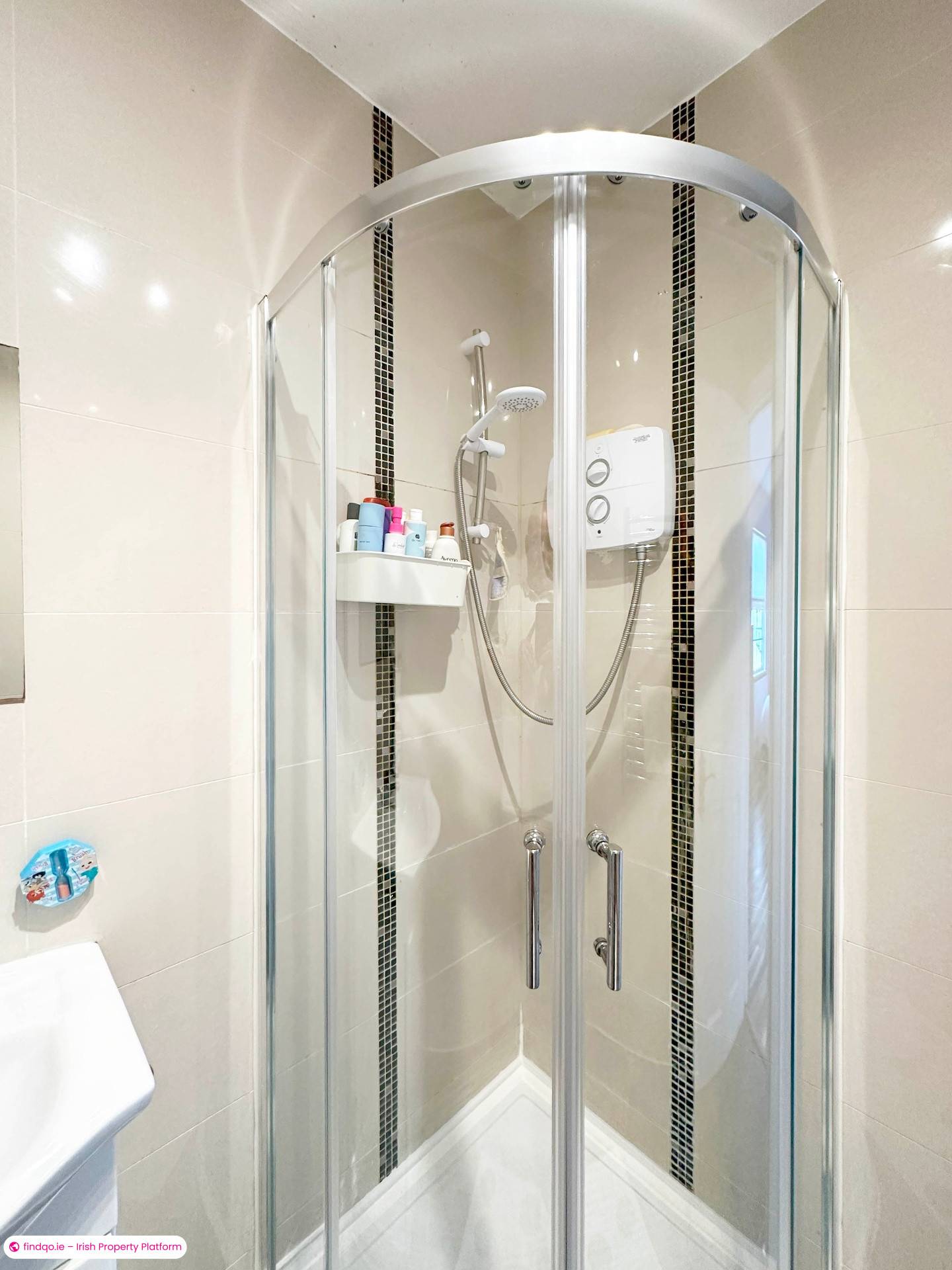 End of terrace house for Sale in Dublin 24