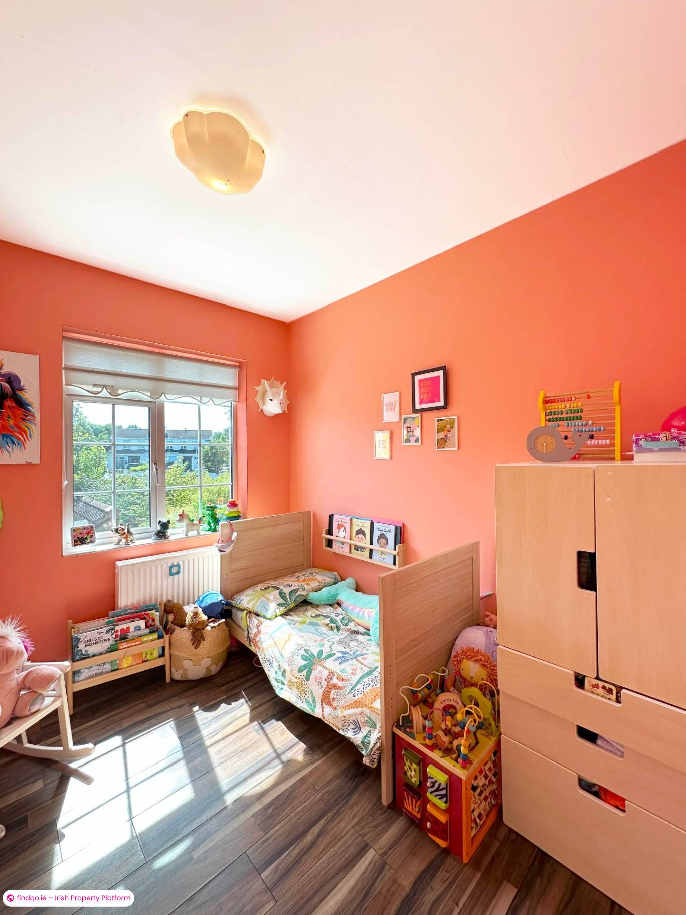 End of terrace house for Sale in Dublin 24