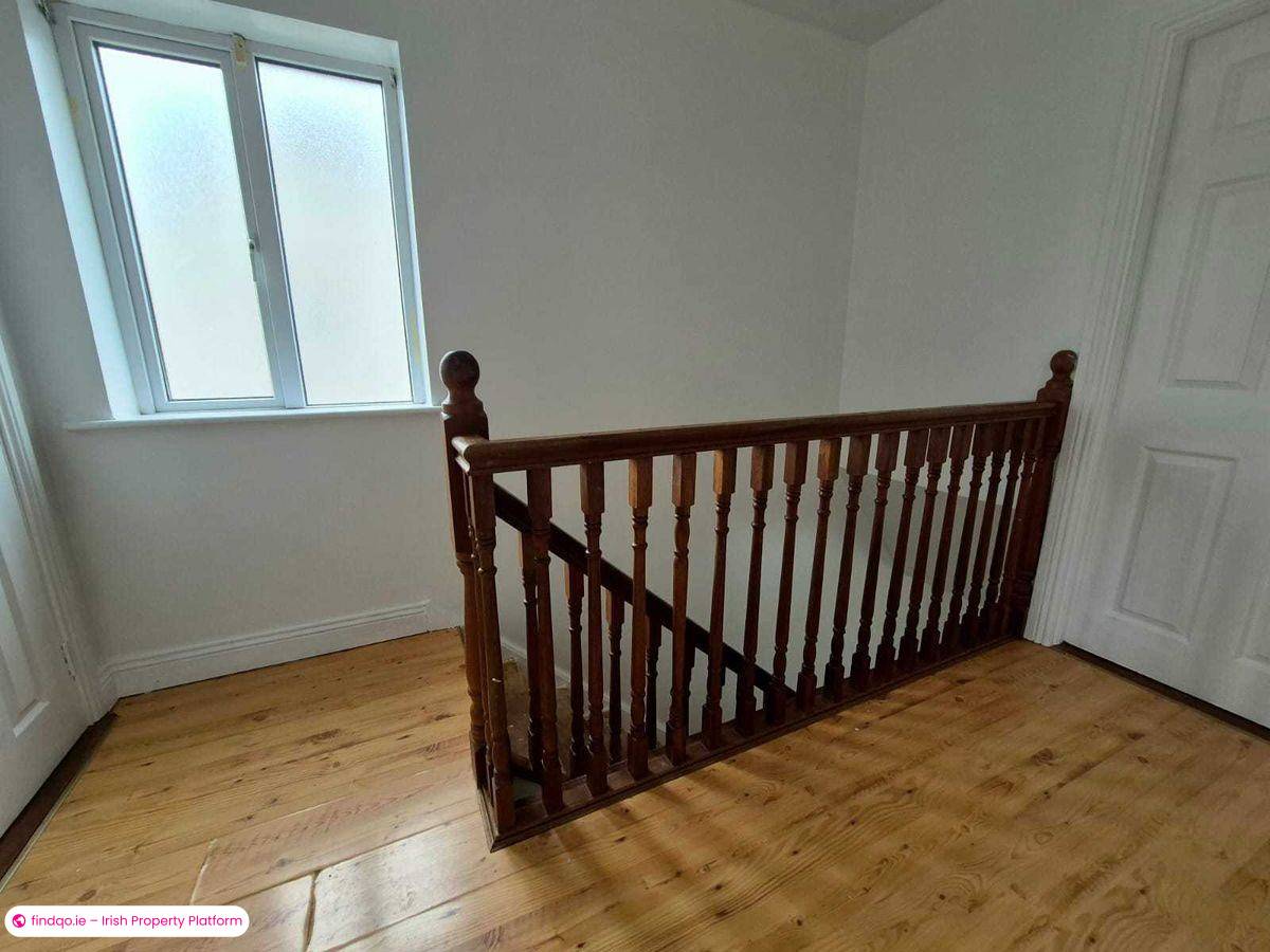 Buy a Charming 3 Bedroom Semi Detached House in Tullamore with Parking