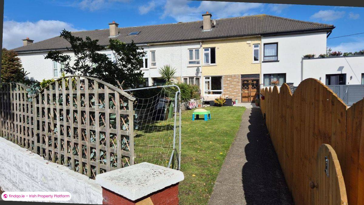Terraced house for Sale in Dublin 13