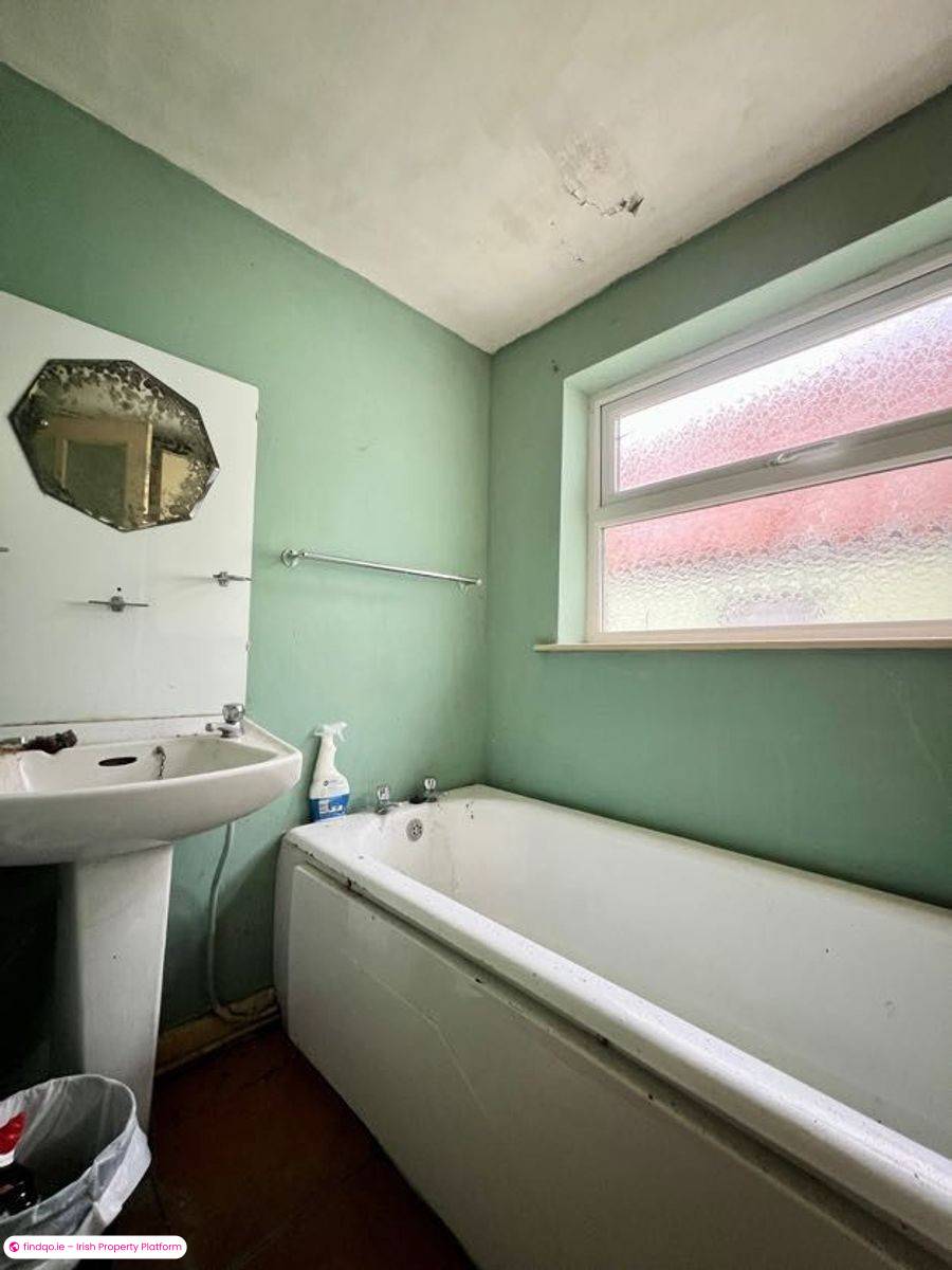 Buy a 3 Bedroom Detached House in Tralee for Sale