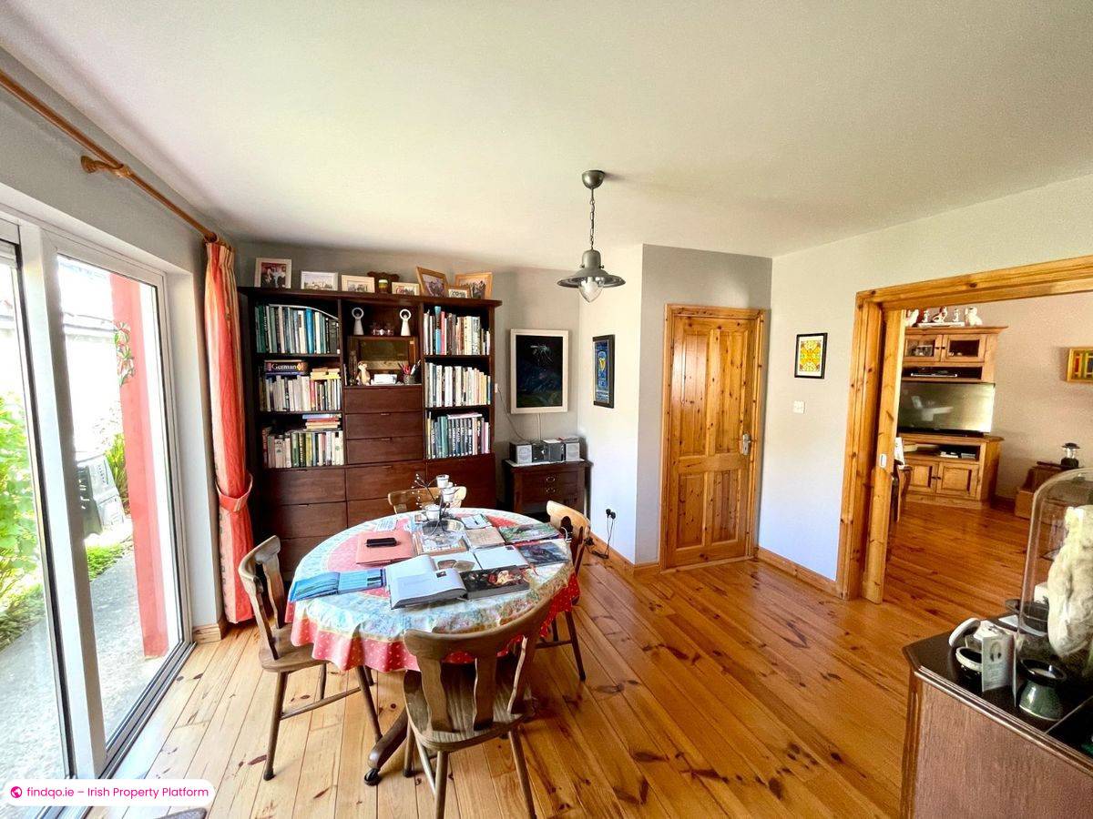 Detached house for Sale in Tralee, Kerry