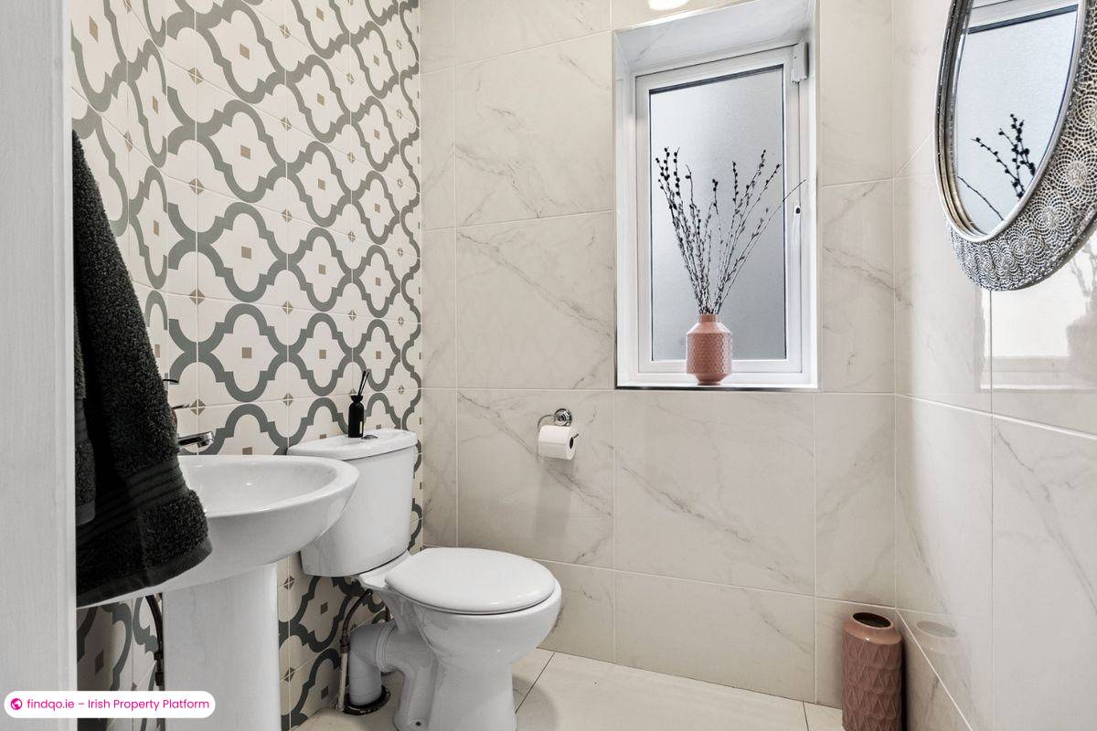 Semi-detached house for Sale in Glanmire, Cork, T45 X471