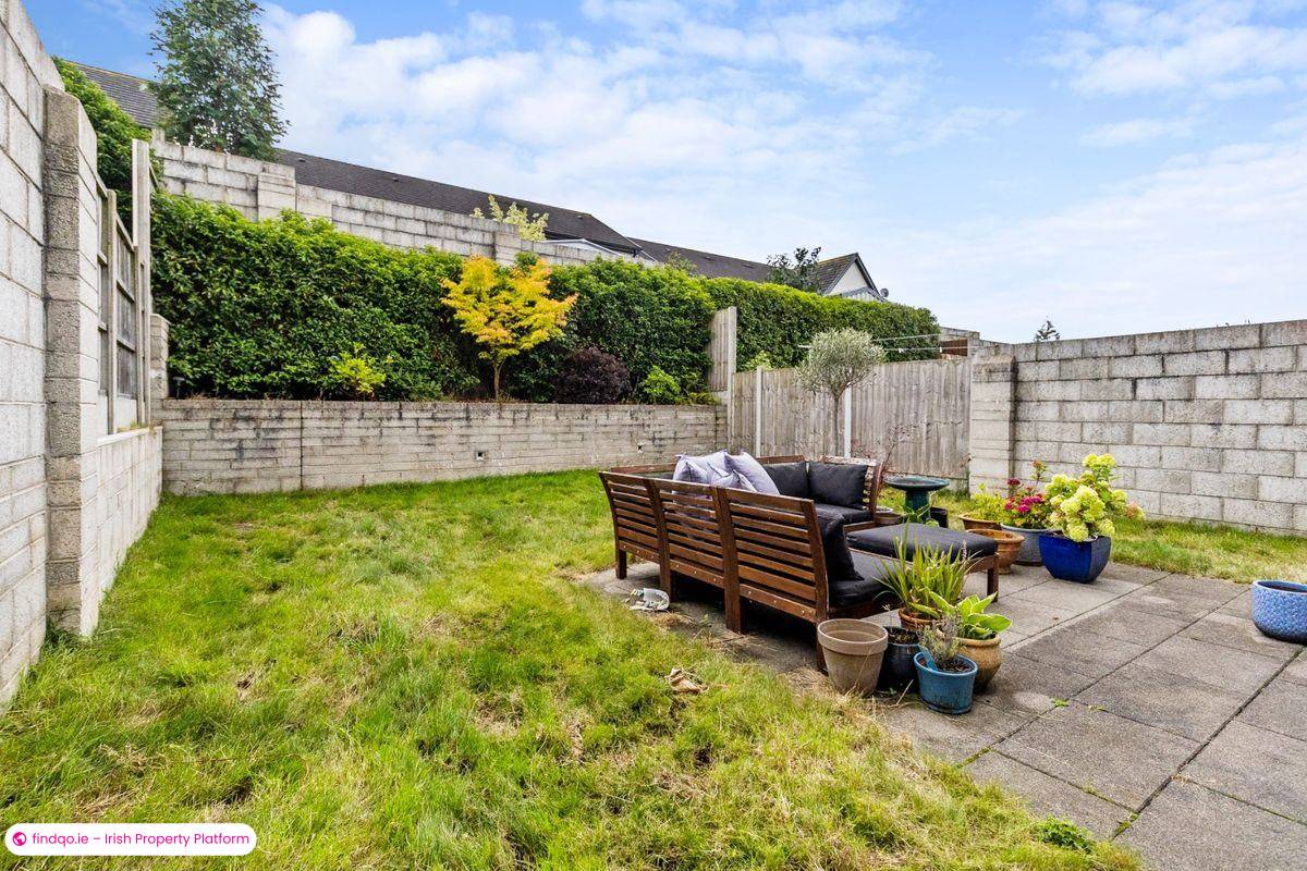 Semi-detached house for Sale in Glanmire, Cork, T45 X471