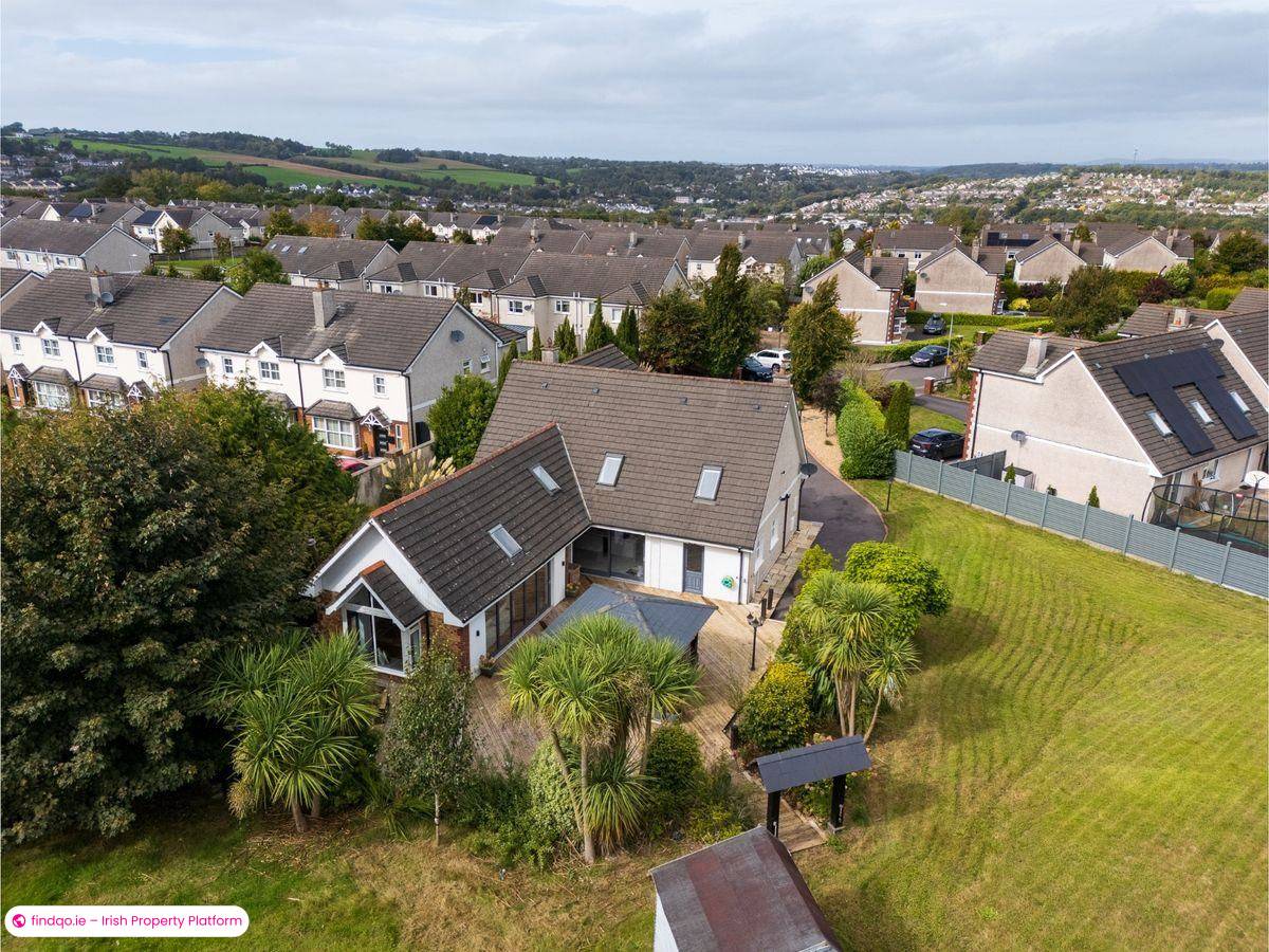 Detached house for Sale in Glanmire, Cork, T45 X710