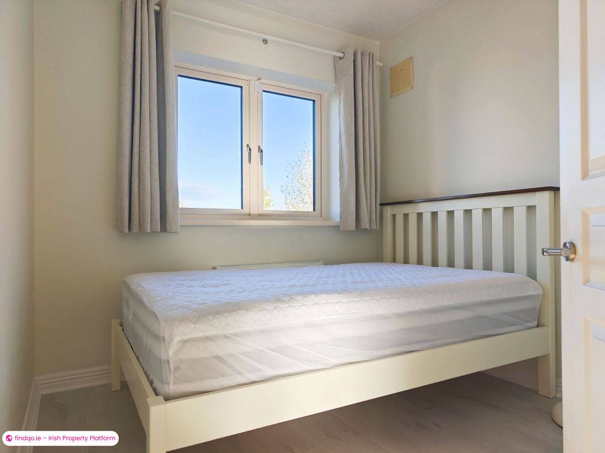 Rent Furnished 3 Bedroom Home with Garden and Parking in Lucan Dublin