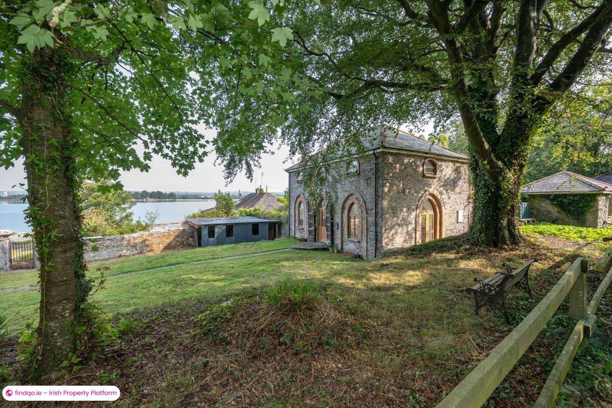 Detached house for Sale in Cobh, Cork