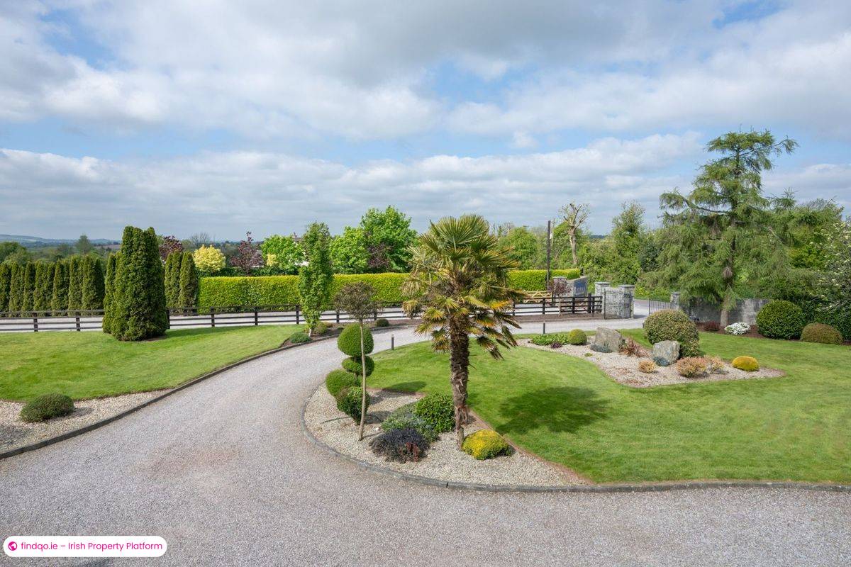 Detached house for Sale in Monkstown, Cork