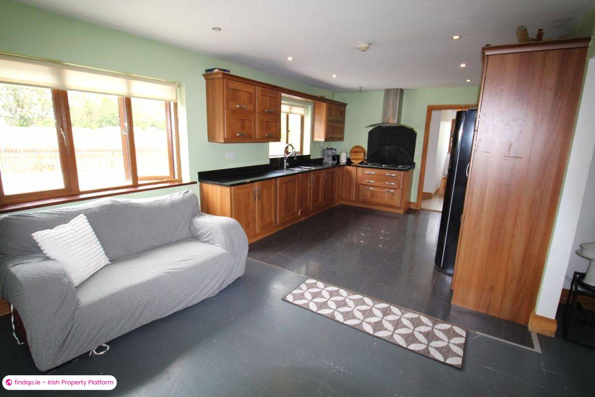 Detached house for Sale in Gorey, Wexford