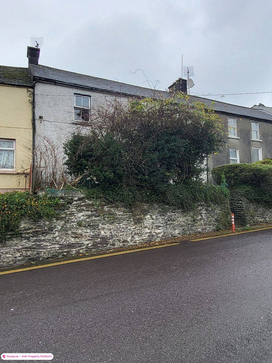 Townhouse for Sale in Bantry, Cork