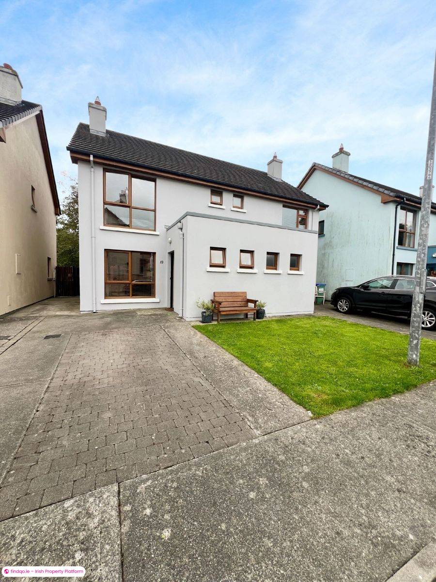 Semi-detached house for Sale in Tralee, Kerry