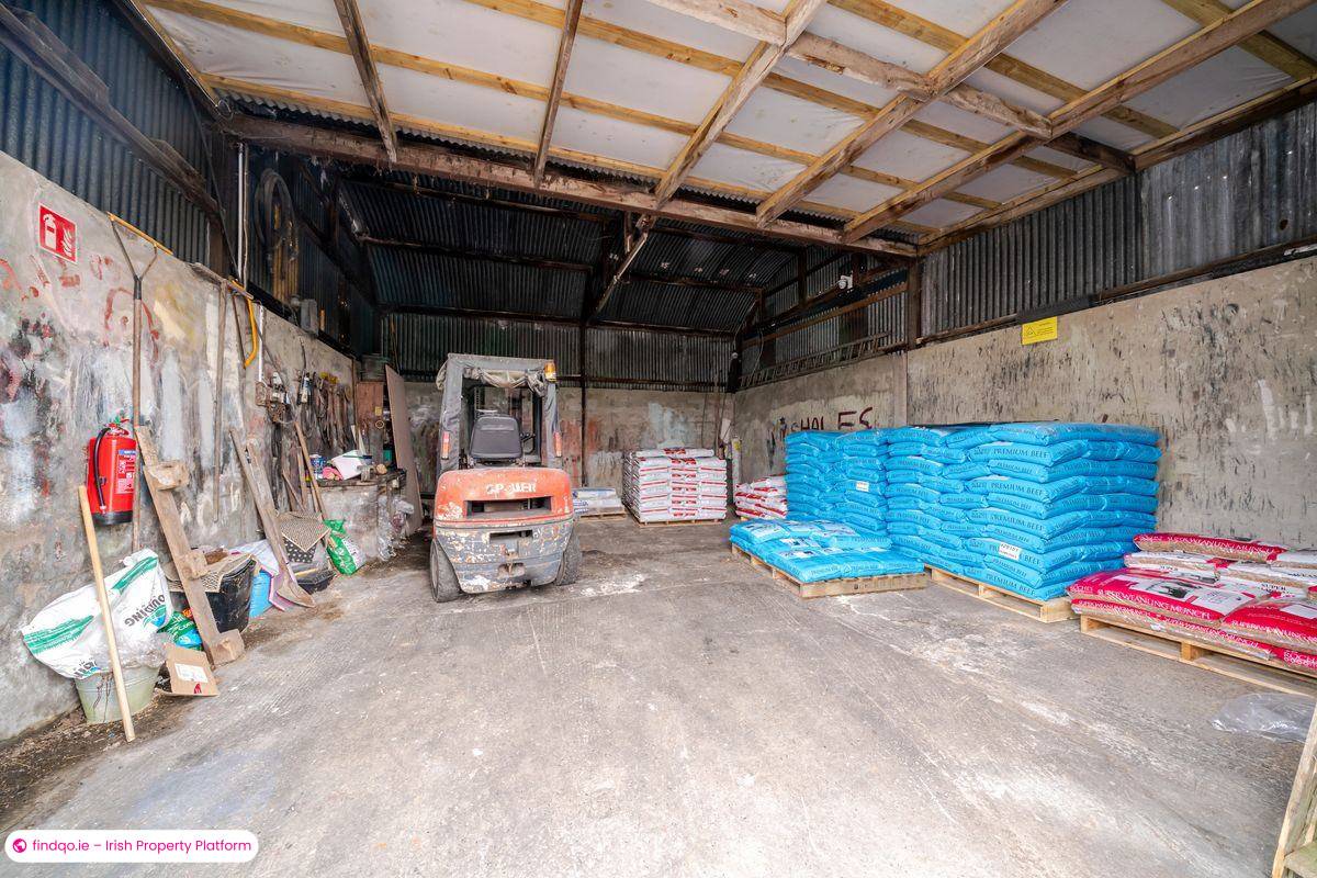 Retail Unit for Sale in Inver, Mayo