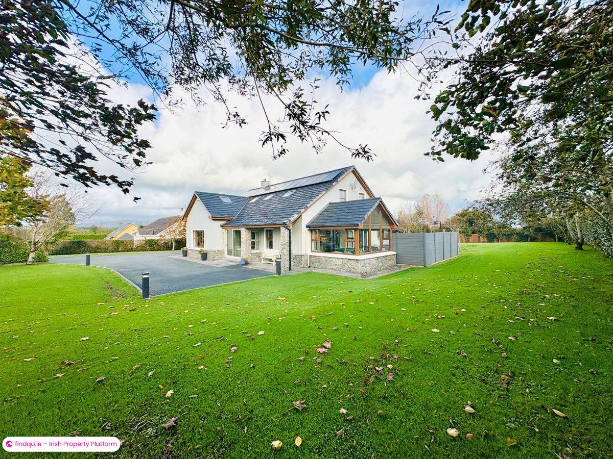 Detached house for Sale in Tralee, Kerry