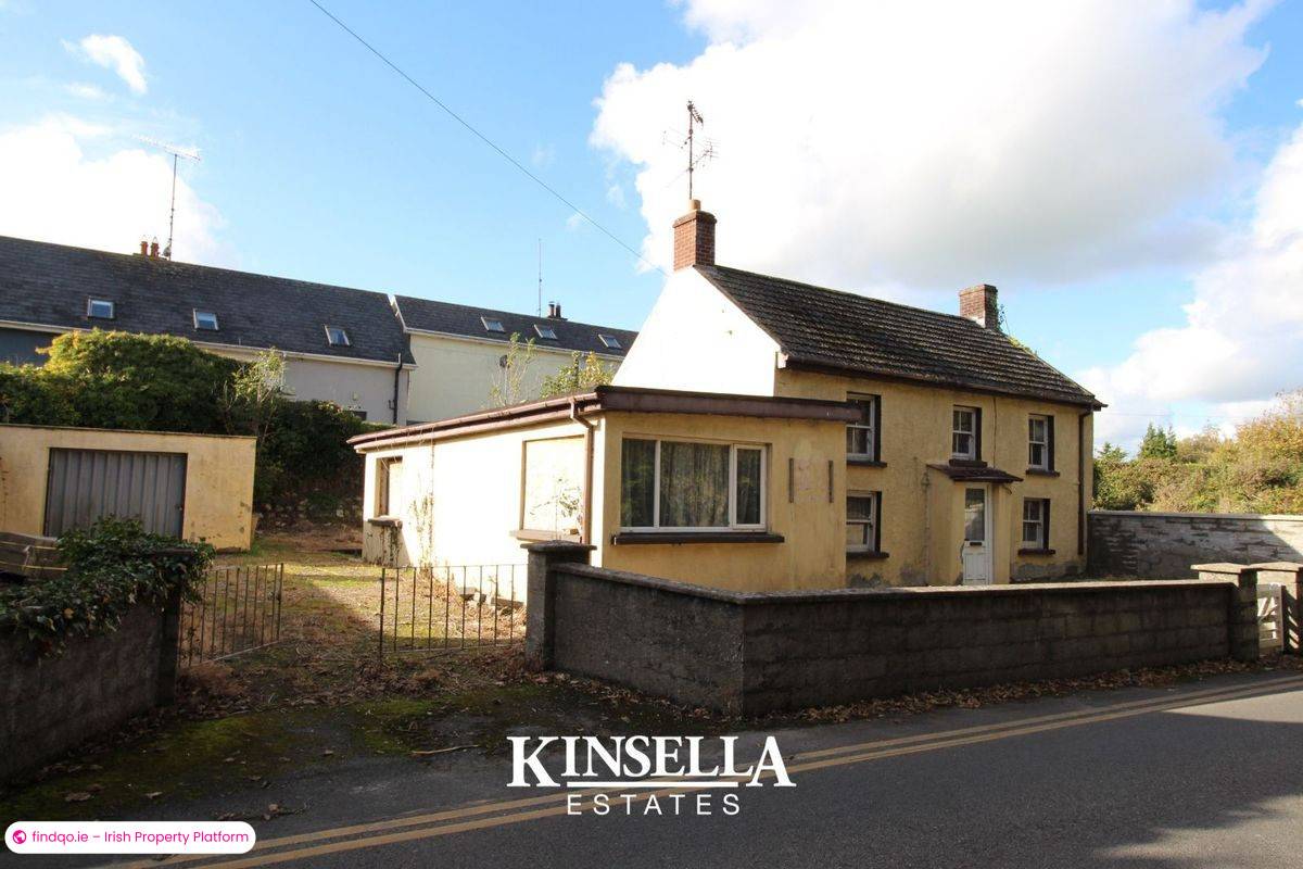 Detached house for Sale in Riverchapel, Wexford
