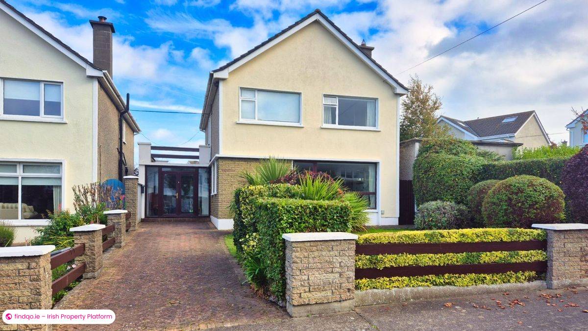 Detached house for Sale in Sutton, Dublin (County)