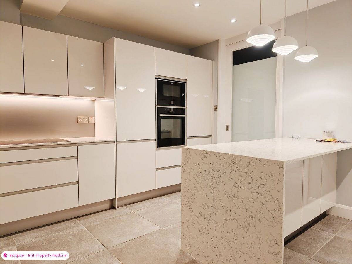 4 Bedroom House for Rent in Foxrock, Dublin 18