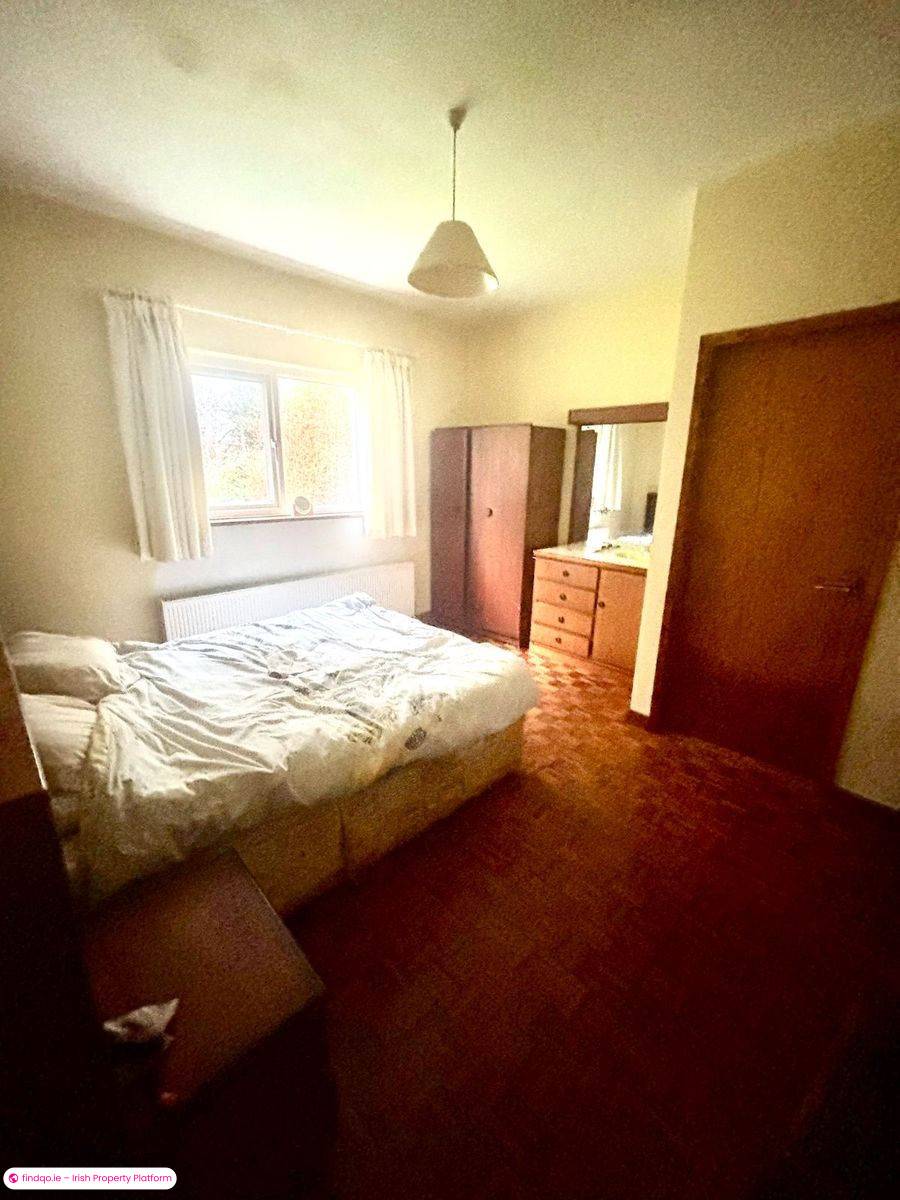 4 Bedroom House in Castlebar