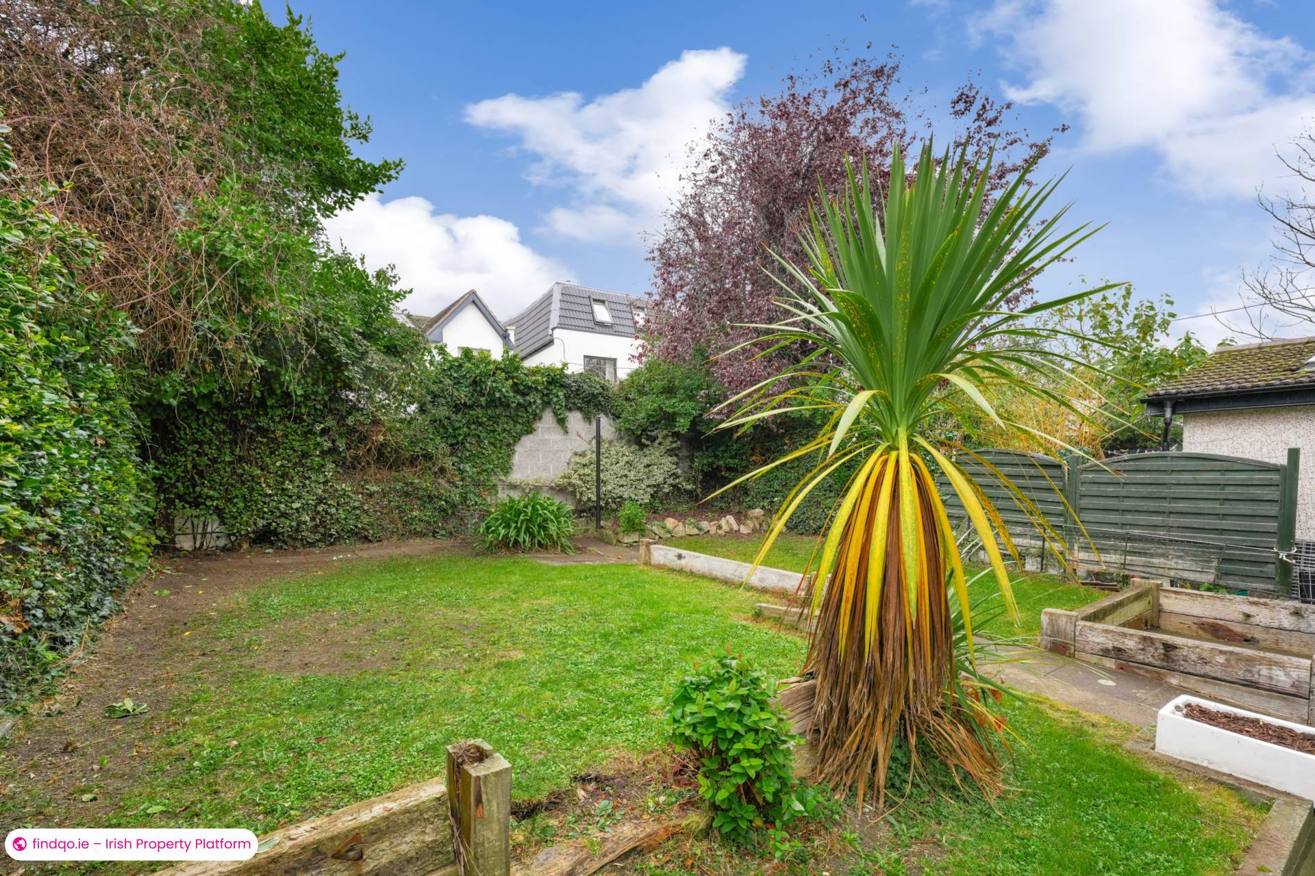 Semi-detached house for Sale in Stillorgan, Dublin (County)