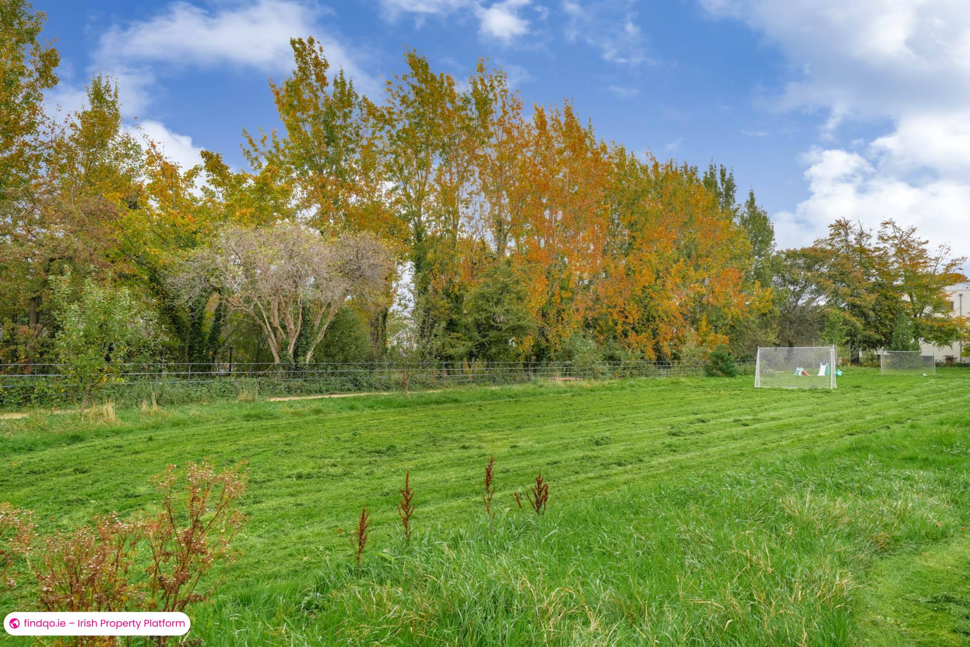 Semi-detached house for Sale in Stillorgan, Dublin (County)