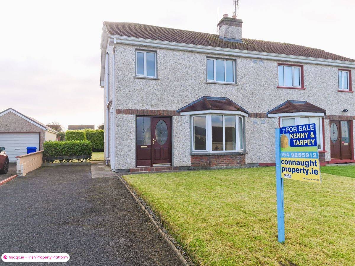 Semi-detached house for Sale in Claremorris, Mayo