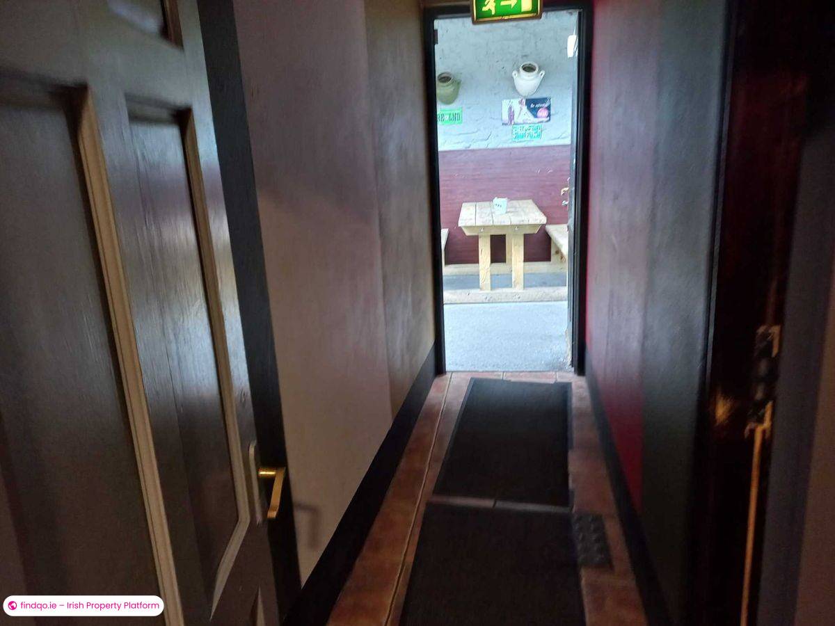 Semi-detached house for Sale in Ballyhaunis, Mayo