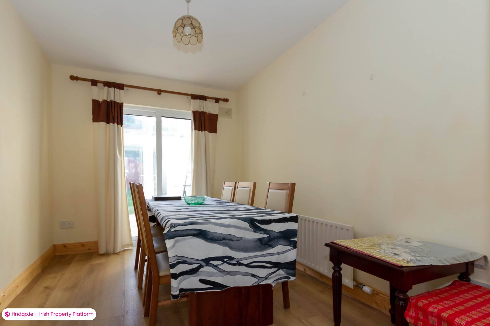 3 Bedroom Semi-detached house for Rent in Stillorgan, Dublin (County)