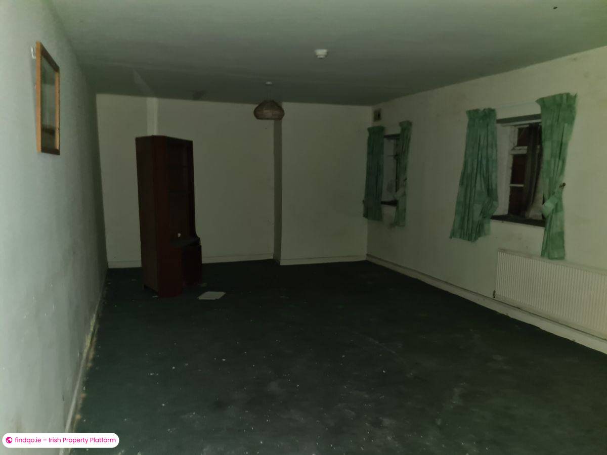 Semi-detached house for Sale in Charlestown, Mayo