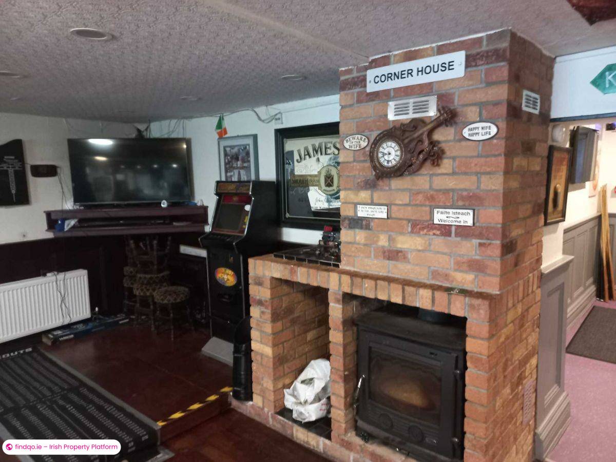 Restaurant / Bar / Hotel for Sale in Kilkelly, Mayo