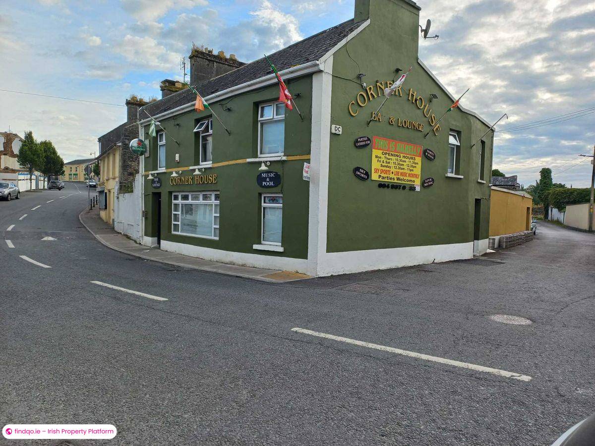 Restaurant / Bar / Hotel for Sale in Kilkelly, Mayo