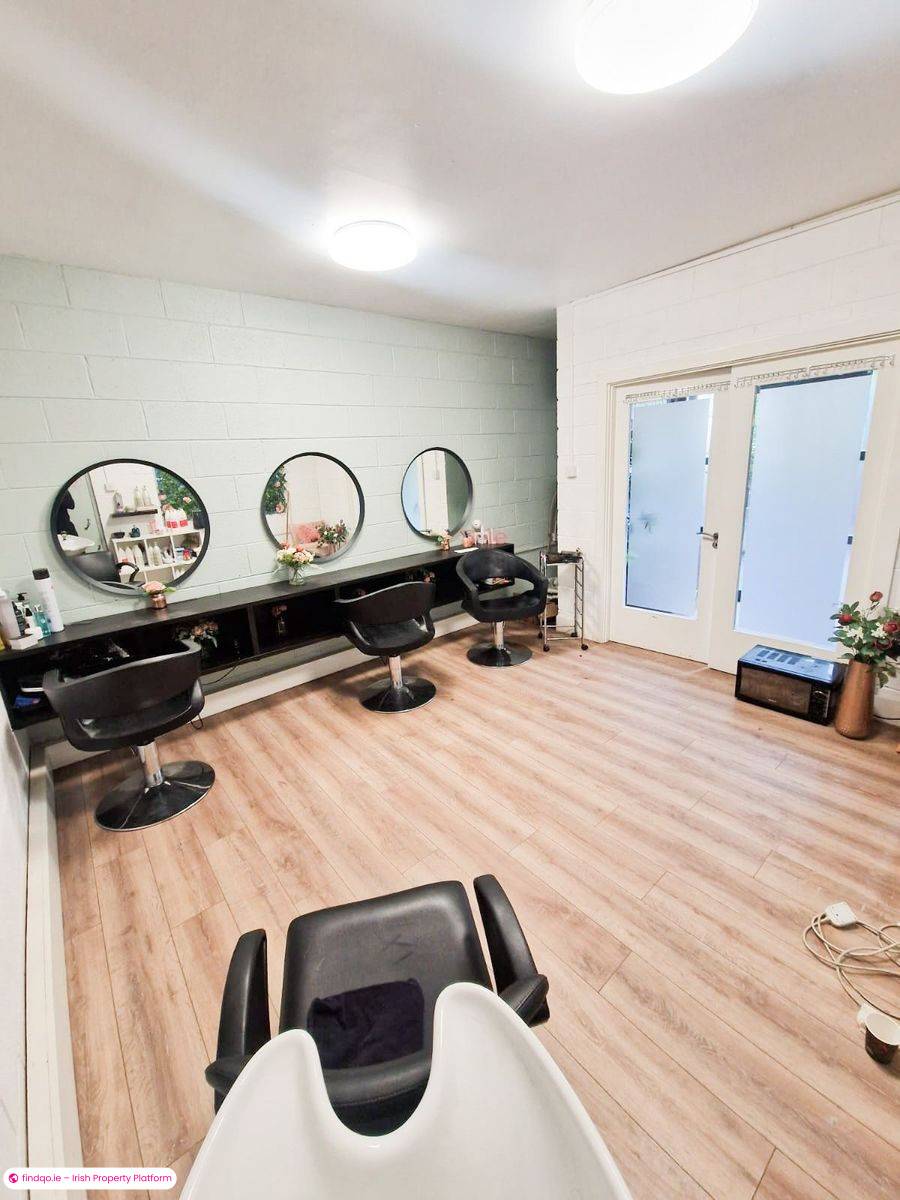 Retail Unit for Rent in Bluebell, Dublin 12