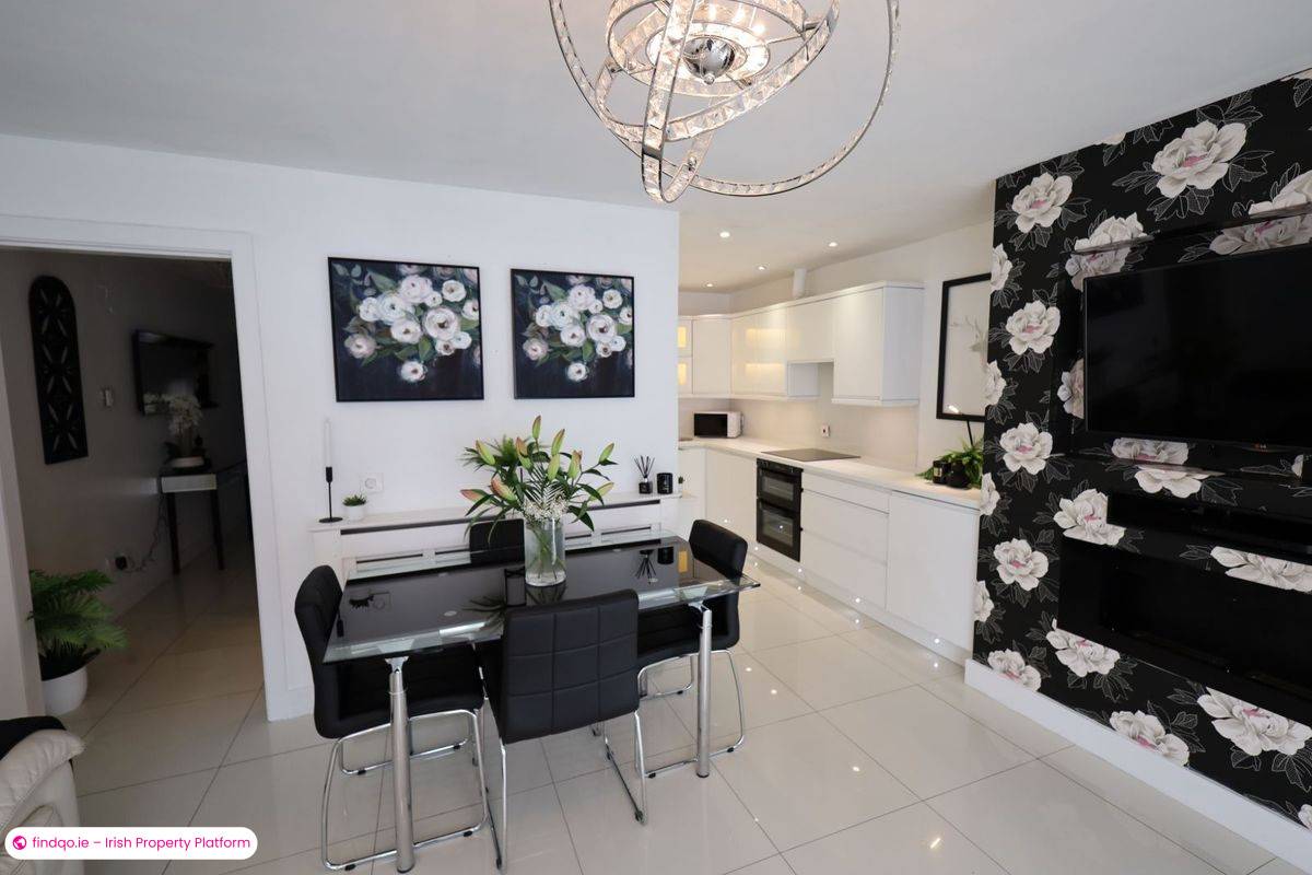 Cozy 1 Bedroom Apartment with Parking for Sale in Rochestown Cork