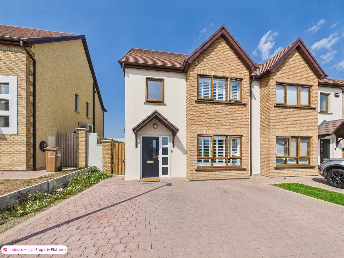 Semi-detached house for Sale in Passage East, Waterford, X91 X6FH