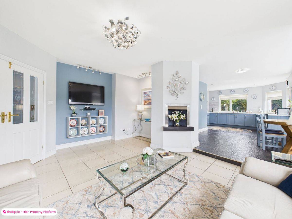 Detached house for Sale in Dunmore East, Waterford, X91 R9V2