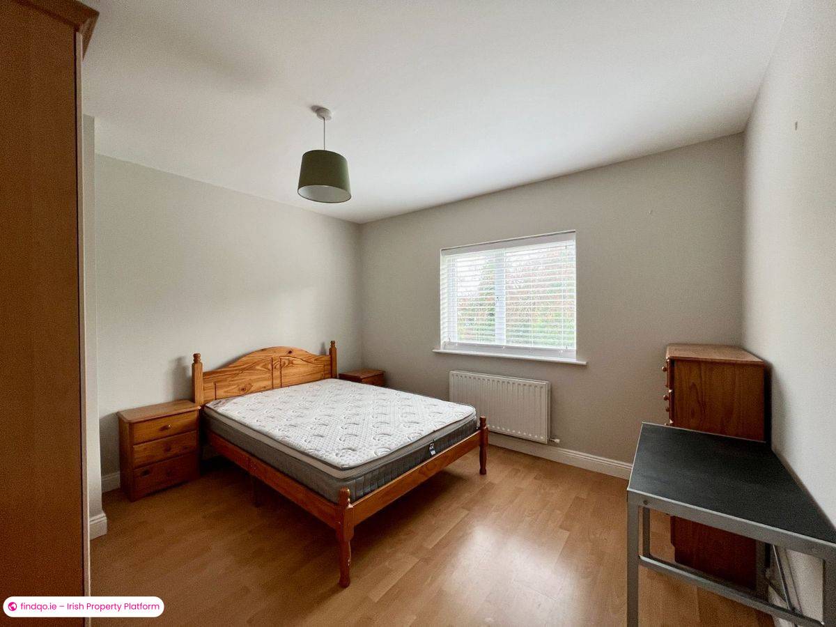 Sale 4 Bedroom Semi Detached House in Tralee with Garden and Patio