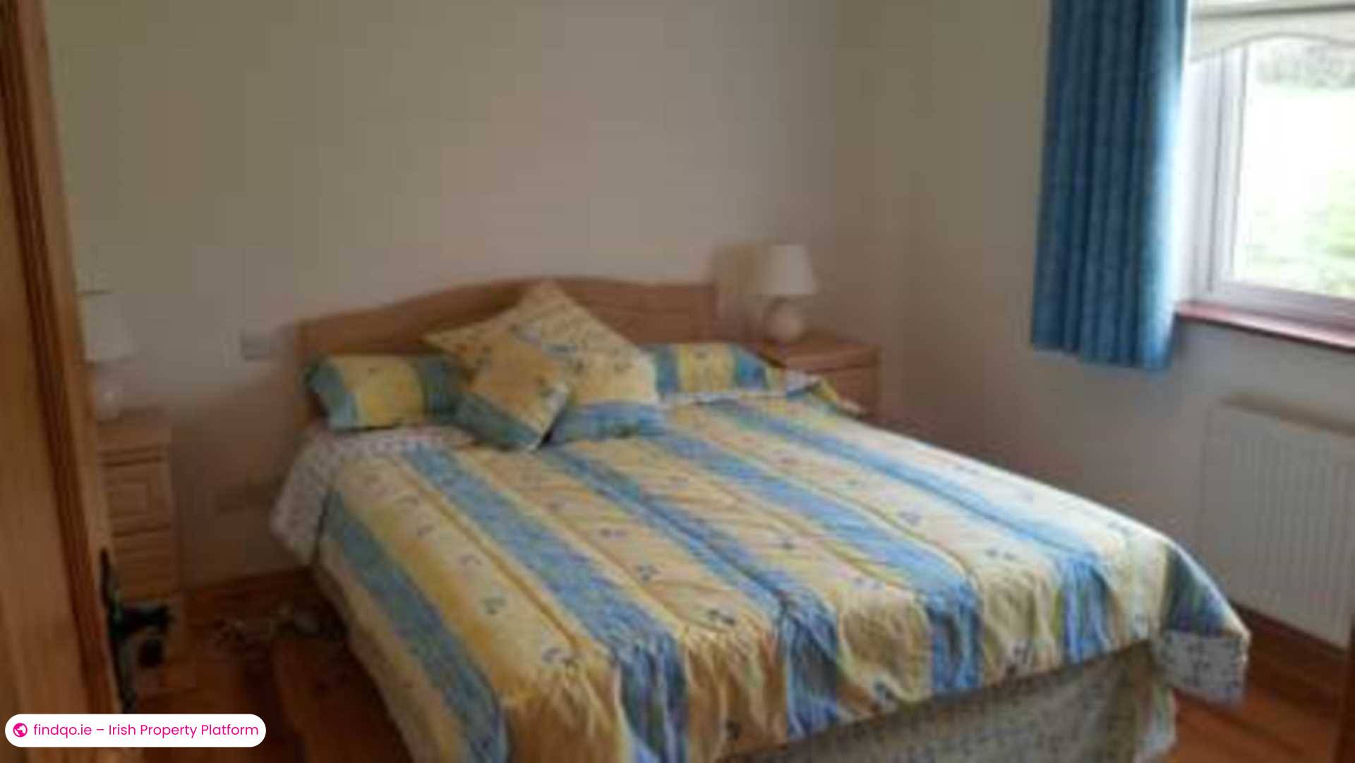 Detached house for Sale in Foynes, Limerick, V94 R5P2