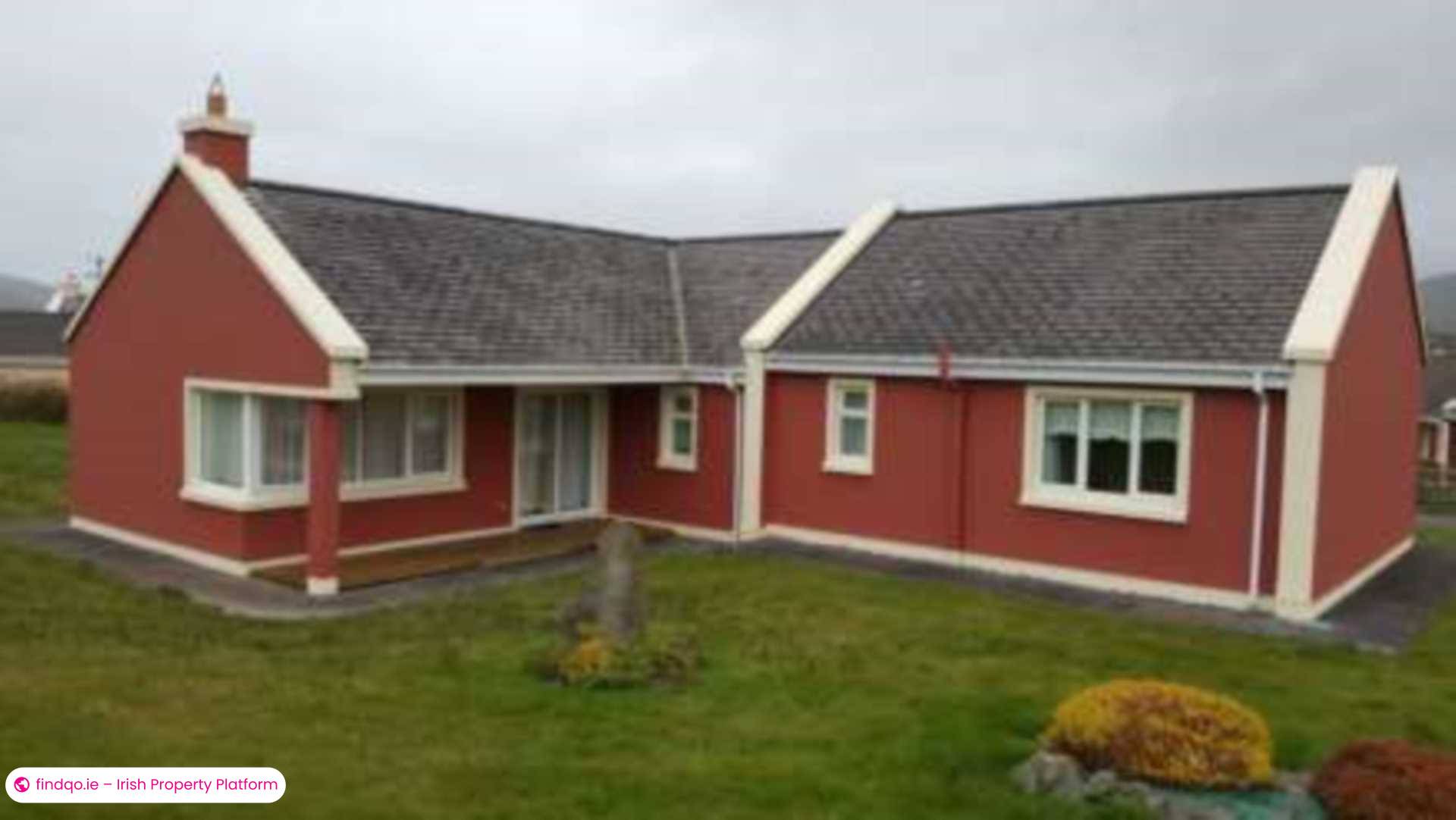 Detached house for Sale in Foynes, Limerick, V94 R5P2