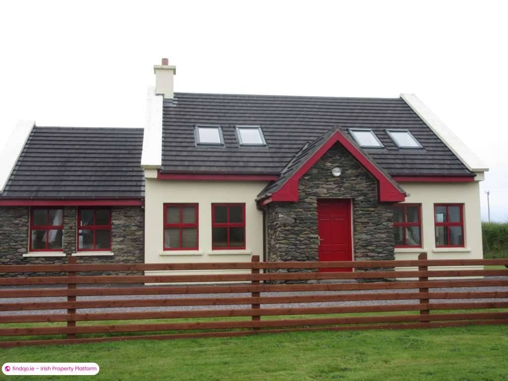 Detached house for Sale in Ventry, Kerry