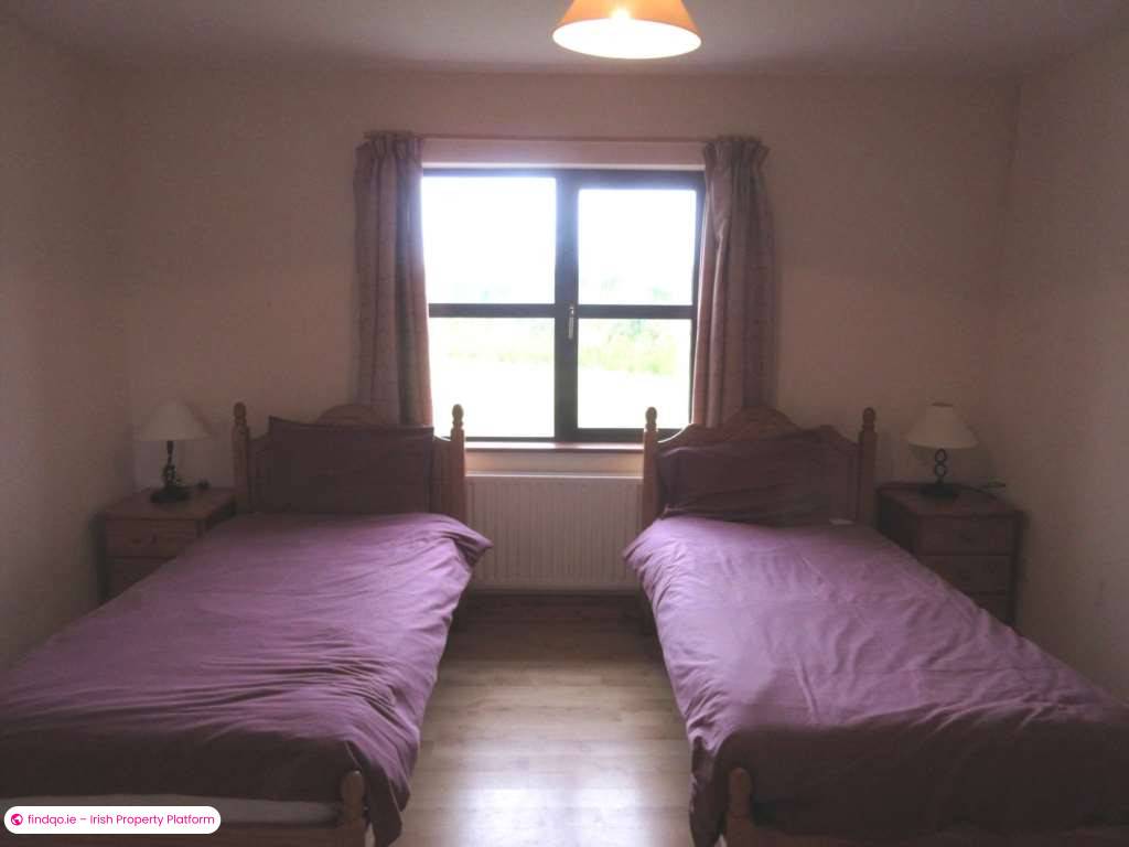 Detached house for Sale in Ventry, Kerry