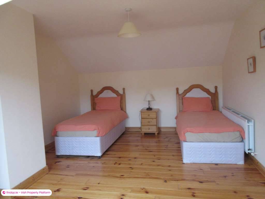 Detached house for Sale in Ventry, Kerry