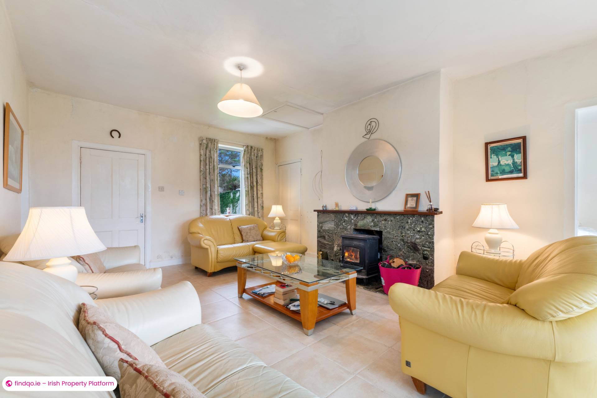 Detached house for Sale in Ballydavid, Galway