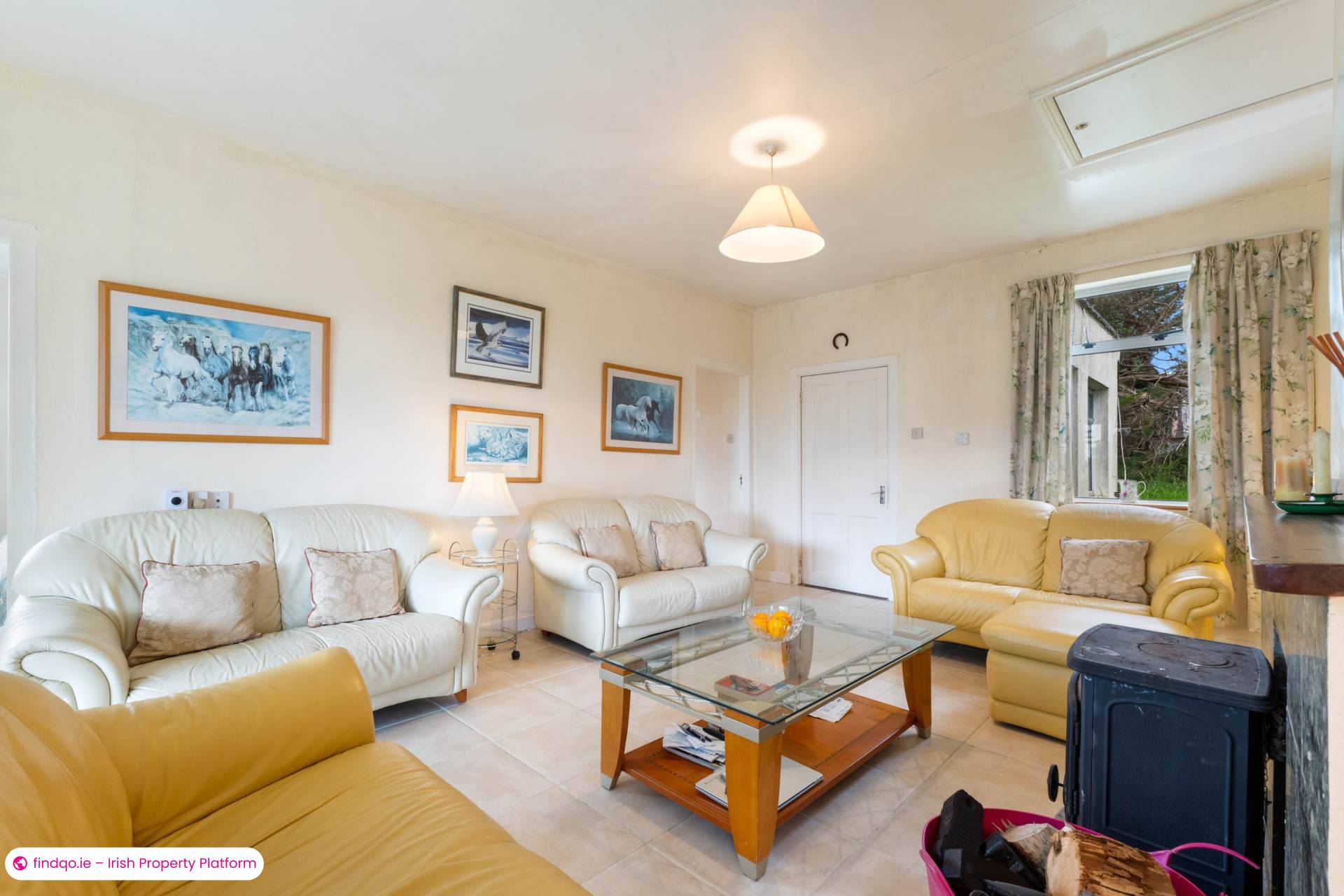 Detached house for Sale in Ballydavid, Galway