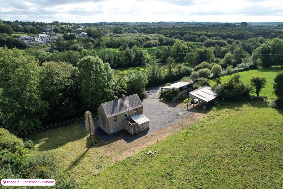Detached house for Sale in Ballyconnell, Cavan