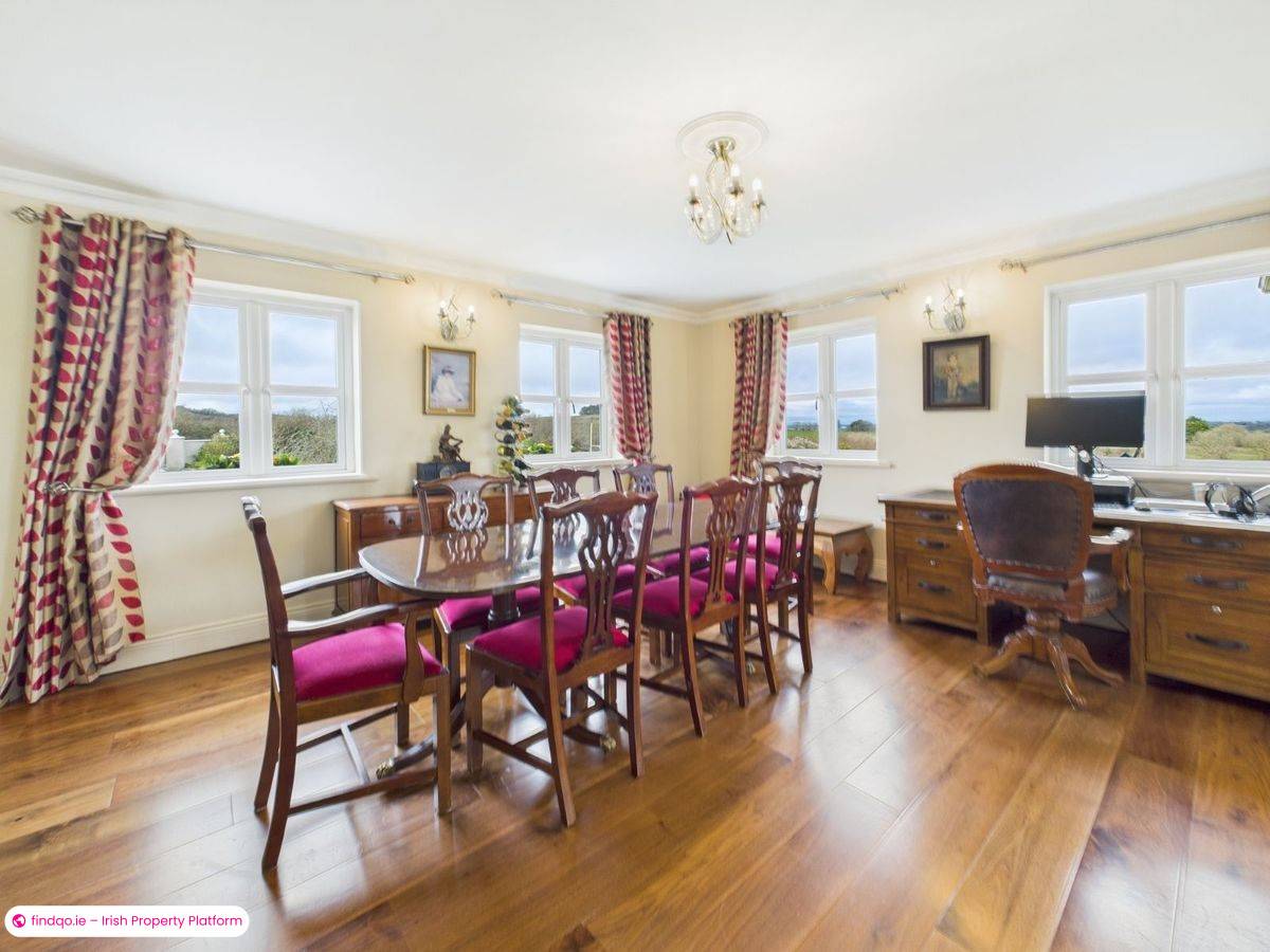 Detached house for Sale in Butlerstown, Waterford