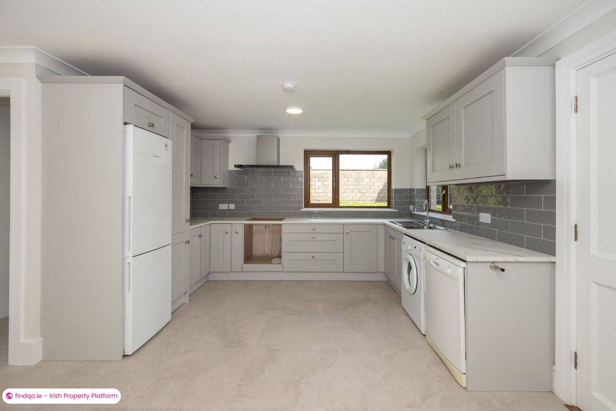 Detached house for Sale in Model Farm Road, Cork