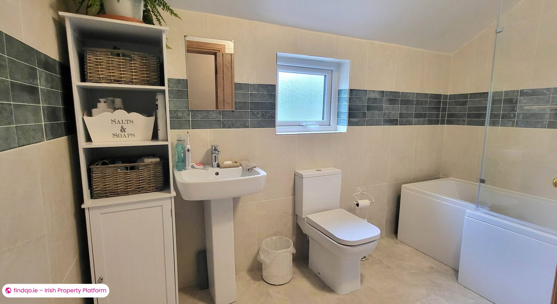Detached house for Sale in Oughterard, Galway