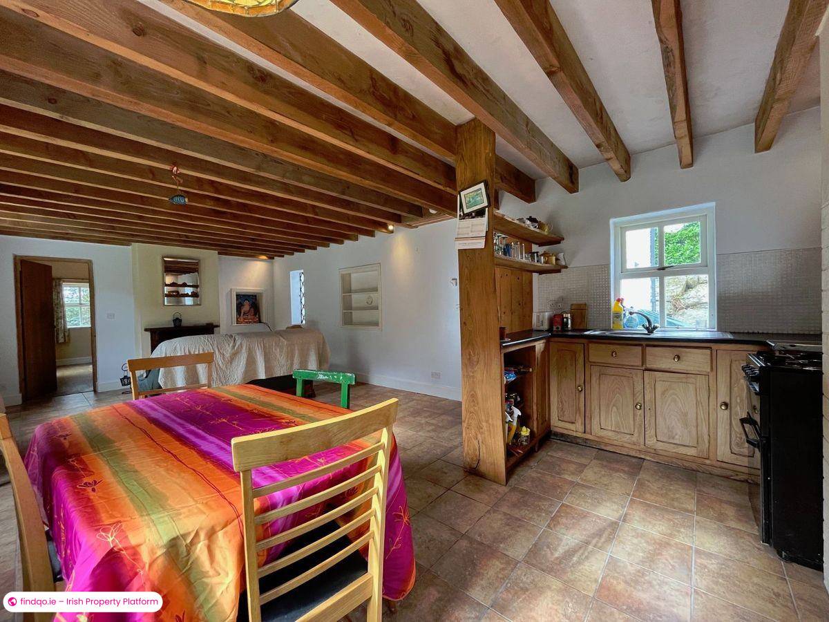 Detached house for Sale in Drimoleague, Cork