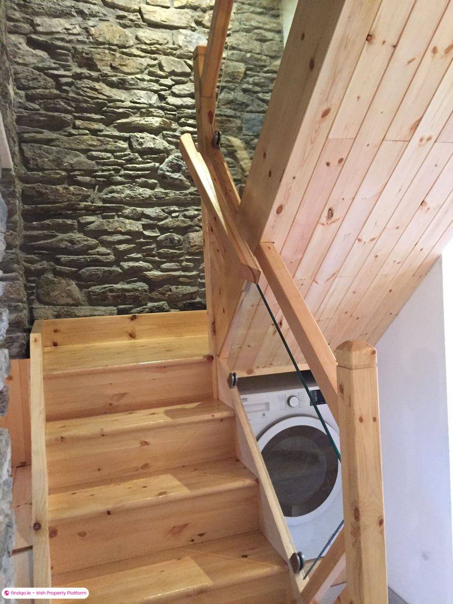 Semi-detached house for Sale in Bantry, Cork