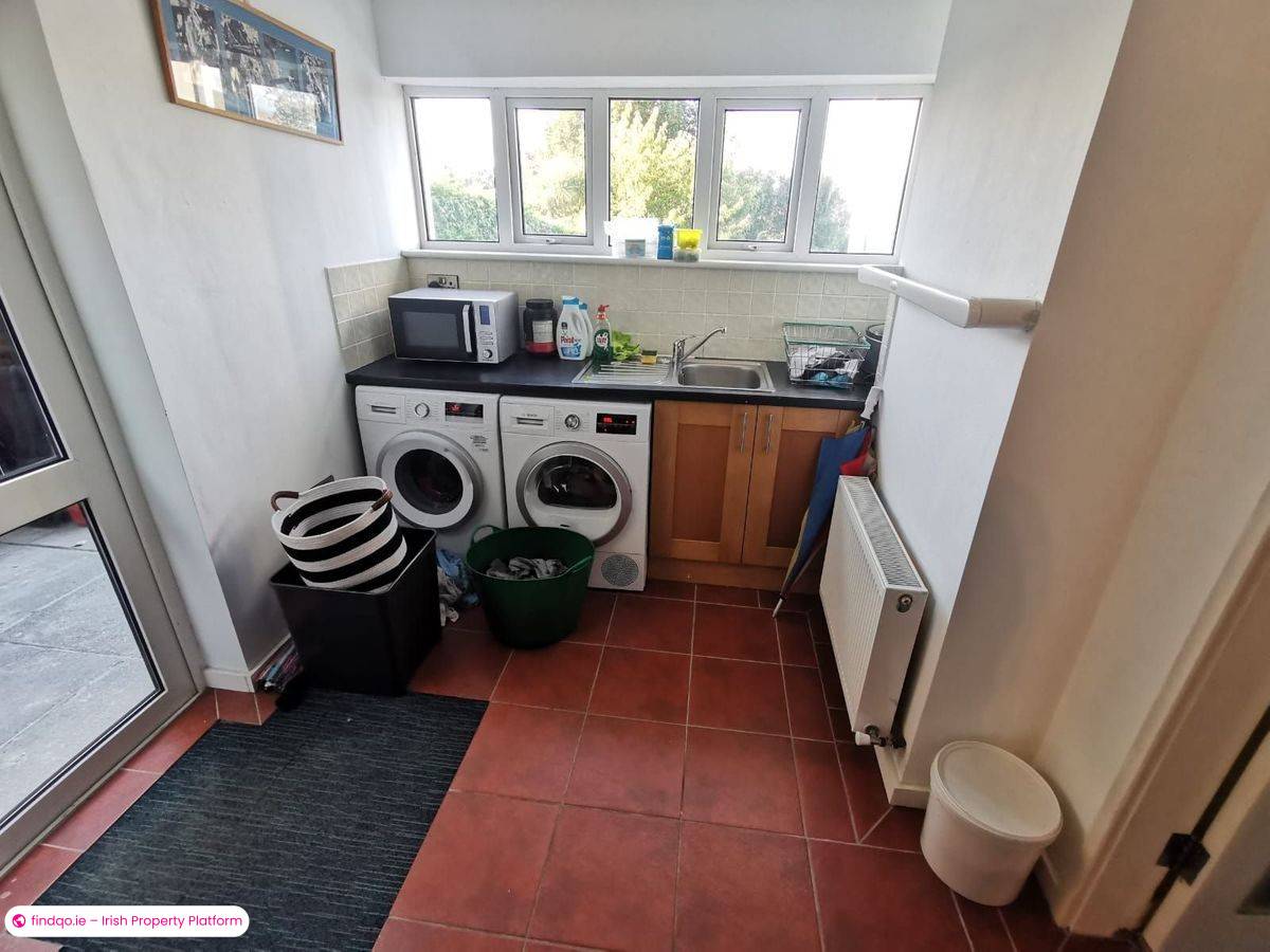 Detached house for Sale in Bantry, Cork