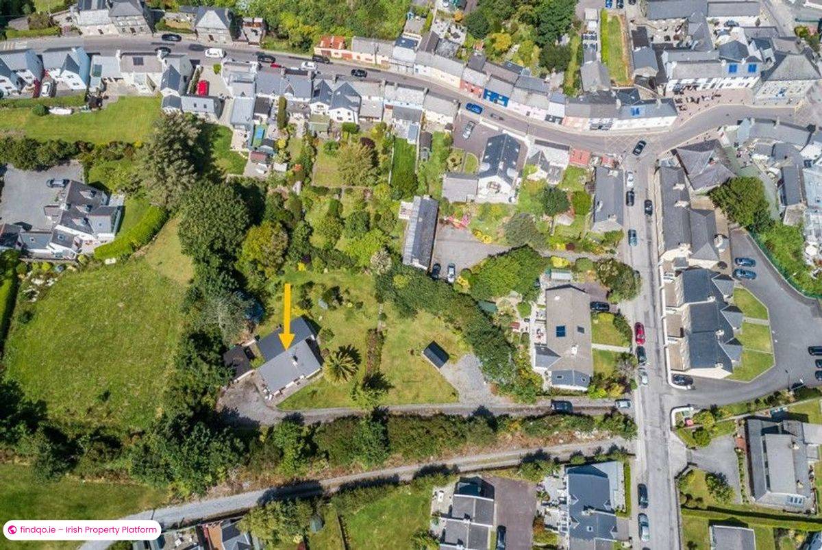 Detached house for Sale in Schull, Cork