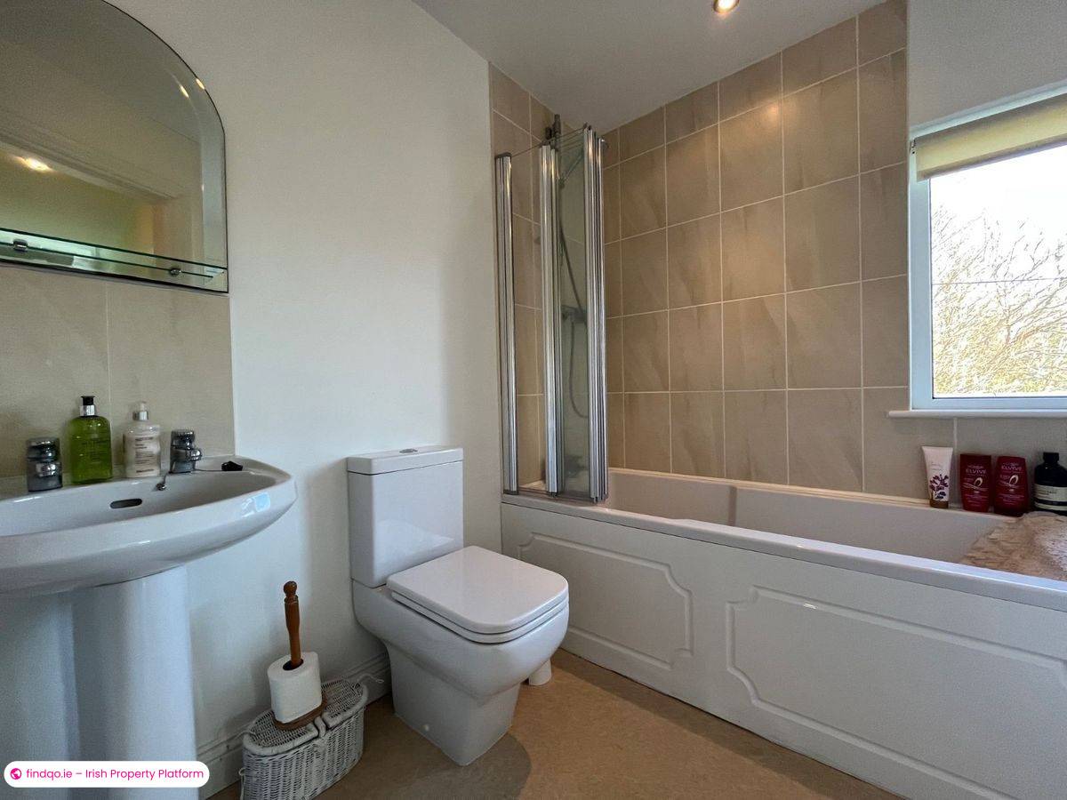 Detached house for Sale in Schull, Cork